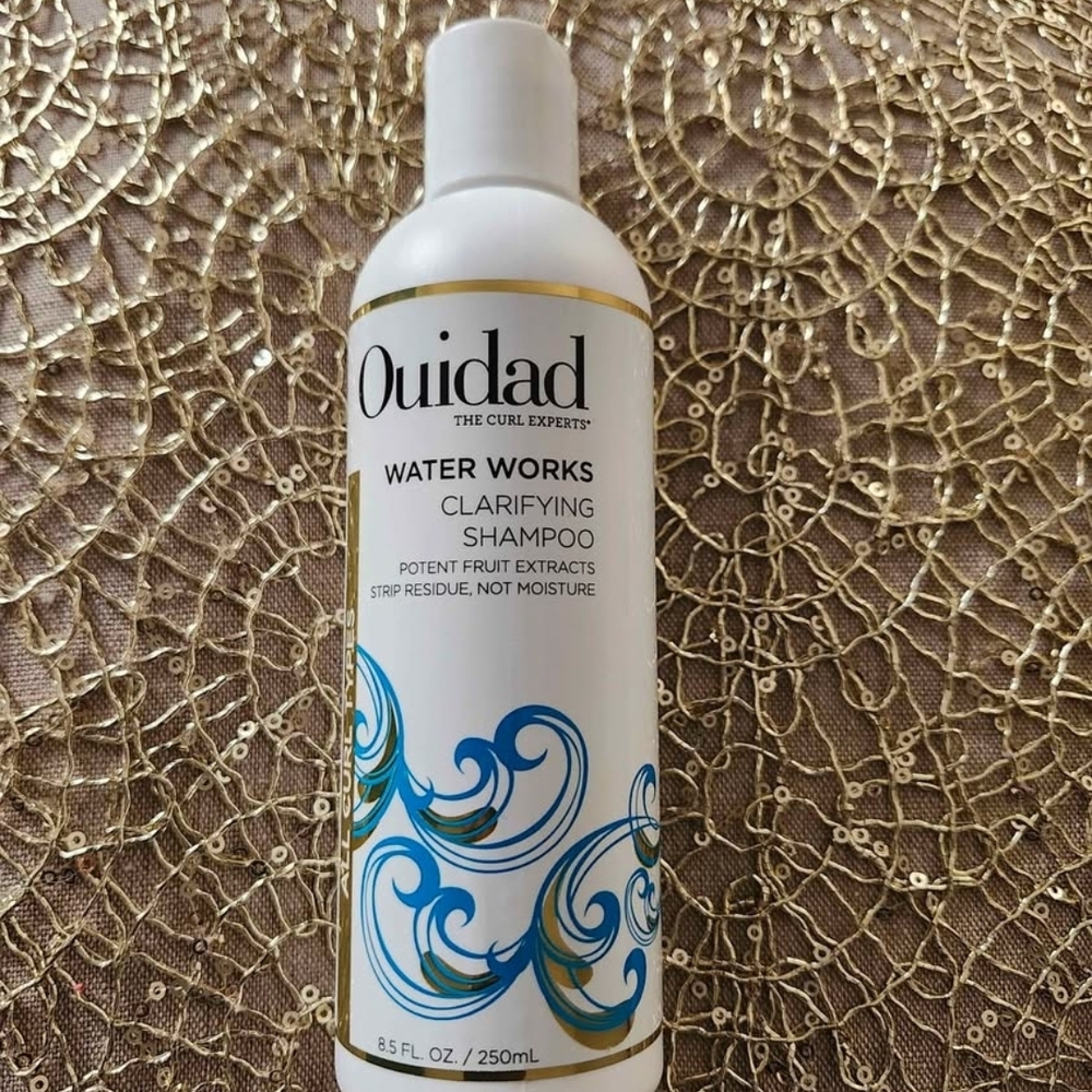 NWT! Ouidad Water Works Clarifying Shampoo - White and Blue